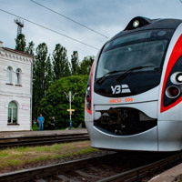 Місцева влада організувала автобусні перевезення до залізничної станції «Терещенська»