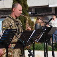 Музика задля перемоги: у Південноукраїнську військовий оркестр зібрав понад 30 тисяч для ЗСУ