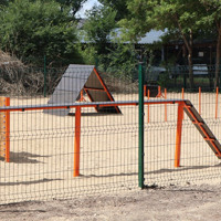 У Південноукраїнську облаштували майданчик для тренування собак
