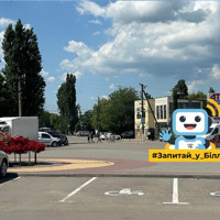 Запитай у Білла. Місця є, але припаркуватися неможливо: скаржаться водії з інвалідністю у Біляївці