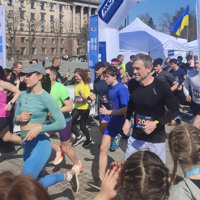 Миколаївські гуманітарії на старті: як студенти й викладачі НУК бігли разом із містом