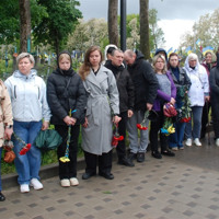 Повернувся на щиті через півтора року невідомості: Шостка попрощалася з гранатометником «Беком»
