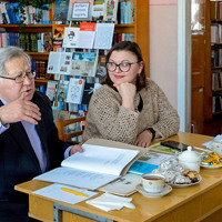 Діалог поколінь у День рідної мови: творча зустріч із Віктором Заїкою в бібліотеці в Кагарлику