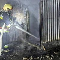 У Почаєві горіла господарська будівля