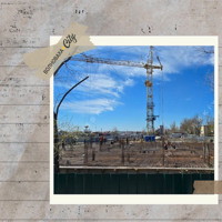 У Маріуполі будують житло для росіян, поки місцеві живуть у гаражах