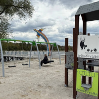 Чи витримають дитячі гойдалки підлітків: ситуація в Первомайську