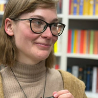 Від лавреатки літературної премії до продавчині у книгарні: як у Первомайську оживає любов до книги