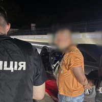 Мільйонні прибутки на «липових» моряках: на Одещині прикордонник переправив за кордон 147 ухилянтів