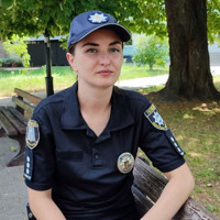 Більше ніж служба: поліцейська з Шосткинщини розповіла про дитячі драми та загрози на кордоні