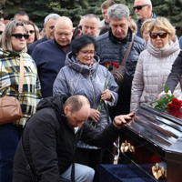 Він не повернувся з війни: у Південноукраїнську провели в останню путь Антона Мокеєва