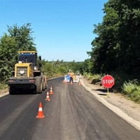 На трасі Шостка – Чапліївка – Лушники влаштували новий шар асфальту