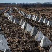 Неприступна лінія захисту на засіяних полях: результати зустрічі аграріїв та військових у Шостці