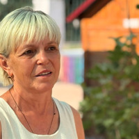 Трендові торти, натуральні льодяники та зефірні букети: як первомайчанка створює їстівну красу