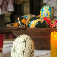 У Первомайському музеї навчатимуть писанкарству: стартують великодні майстер-класи