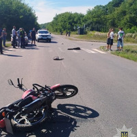 Поблизу Кременчуків зіткнулися мотоцикл і вантажівка: постраждав 16-річний хлопець