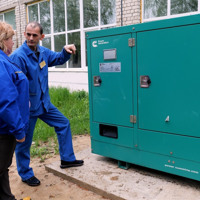 Як ВОНА хаб допомагає жінкам у Шостці опанувати професію майстринь з обслуговування генераторів