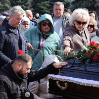 У Південноукраїнську попрощалися із сержантом Миколою Гузем, який загинув на Запоріжжі