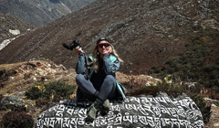 Сходження на Еверест та евакуація гелікоптером. Блогерка із Запоріжжя зняла фільм про мандри Непалом