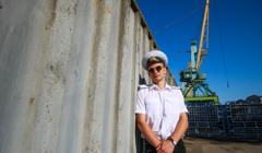 Професія: ходити в море. Хто сьогодні йде в моряки, а хто — їх чекає