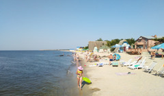 Отдых в Черноморке: теплое море, жилье на пляже, бюджетные цены