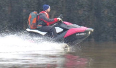 40 км на гідроциклі через море і ще 25 км пішки заради кохання. А в підсумку тюрма