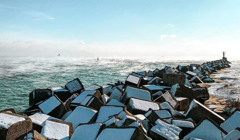 На побережье резкое ухудшение погоды: снег до 40 см, вьюга и гололед