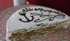 Маріупольський торт. Не для бізнесу, а для того, щоб люди любили Маріуполь