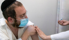 Ізраїль першим у світі почав жити з паспортами вакцинації. Що це міняє у світі мандрів