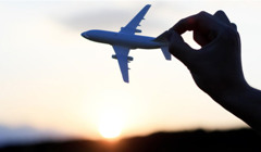 В уряді обіцяють забезпечити вільні подорожі для українців у час пандемії. Наскільки це реально?