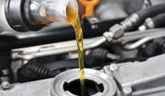 Можно ли смешивать моторные масла? Какие риски?