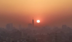 Будинки на гробницях і храм в печері: де шукати контрасти єгипетського Каїру