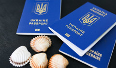 Я загубив (-ла) гроші і документи в закордонній мандрівці. Що варто знати та як діяти?