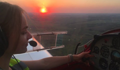 Якби довелося вибирати між чоловіком і небом – вибрала б небо. Історія жінки за штурвалом