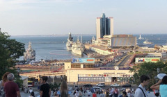 Наодинці, з друзями чи партнерами. З ким подорожують іноземці в Україні