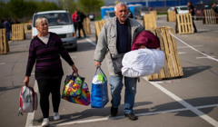Виїхав з тимчасово окупованої території: де отримати гуманітарну допомогу?