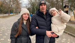 «Ми з Олешків, там лишились друзі». Як уродженці Херсонщини допомагають людям в окупації
