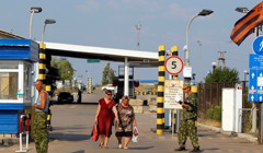 Забрали український паспорт в окупації. Як без нього в’їхати на підконтрольну Україні територію?