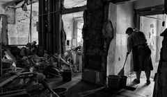 "Якщо пощастить, то виживеш". Зруйноване Гуляйполе рятують біля десятка пожежників