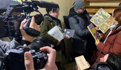 В Херсоні відкрили 3 нових букшелтери. Їх наповнили книжками від українського ПЕН-клубу