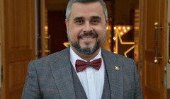 10 тисяч проданих квитків і сцена в укритті. Як в умовах війни працює миколаївський театр?