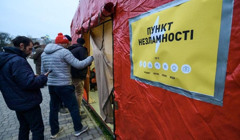 Де найближче місце зі зв'язком та світлом у Чорноморські громаді? Розповідаємо про спеціальні місця