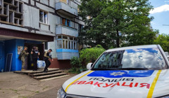 Зруйнували сільраду: Степногірськ Запорізької області обстрілюють КАБами