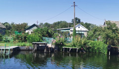 Чи потрібно відбудовувати херсонські дачі на природоохоронній території: соціологи опитали місцевих