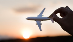 Застрягли за кордоном: Таїланд і Катар продовжили візи через закриття неба на Близькому Сході