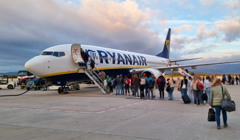 Ryanair не чекатиме пасажирів через черги в аеропортах. Що варто знати туристам
