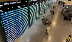 Нові правила прикордонного контролю в ЄС. В аеропортах бʼють на сполох через багатогодинні черги