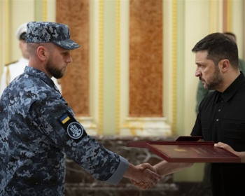 Неодноразово повертався на службу після поранень: старшина Річкової флотилії отримав Героя України
