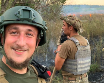 "Піт артилериста рятує кров піхотинця". Заступник комбрига про бої та артилерійський фарт