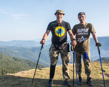 Безкоштовне відновлення ветеранів у Карпатах: захисників запрошують на Горотерапію