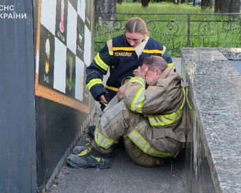 Троє рятувальників загинули під час ліквідації наслідків обстрілу Києва 6 червня